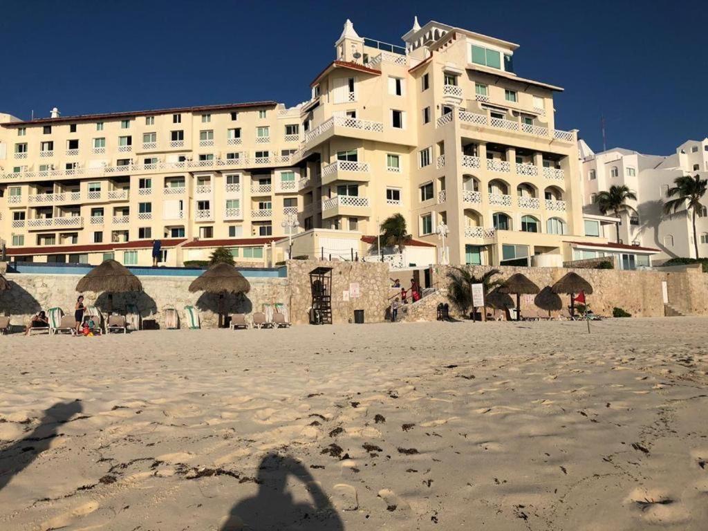 Capitan Suites Sea View Cancún Exterior foto