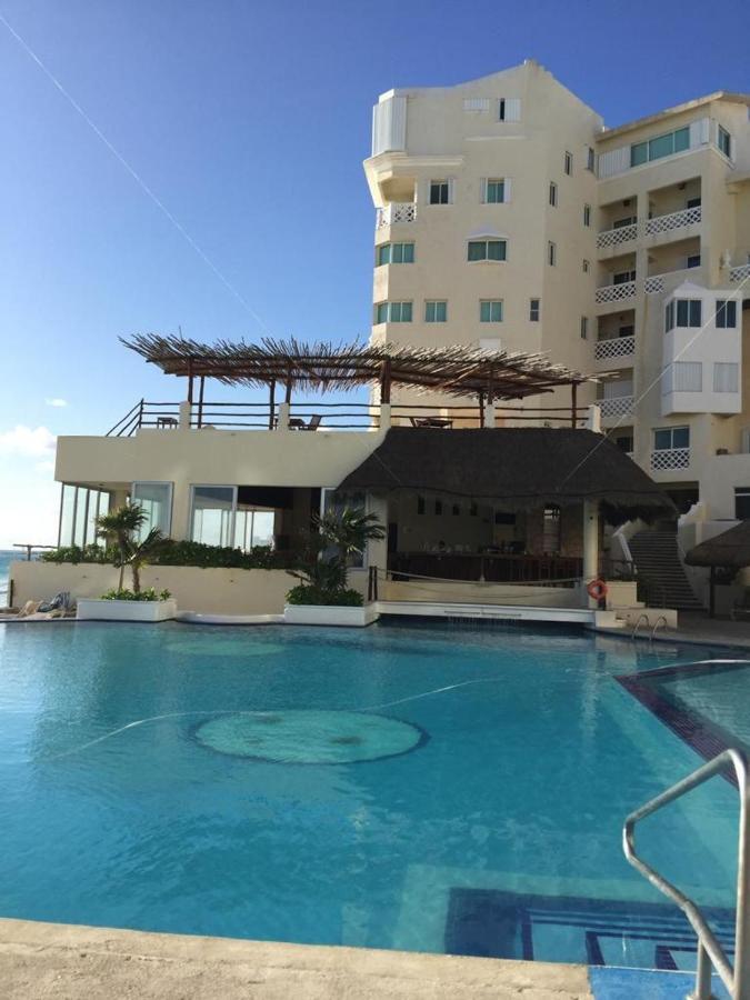 Capitan Suites Sea View Cancún Exterior foto