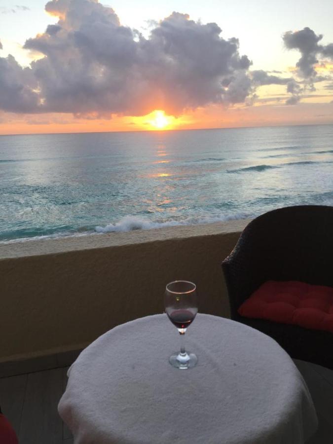 Capitan Suites Sea View Cancún Exterior foto