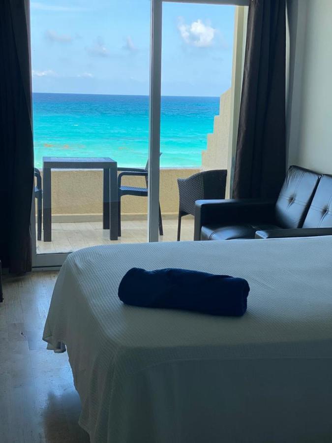 Capitan Suites Sea View Cancún Exterior foto